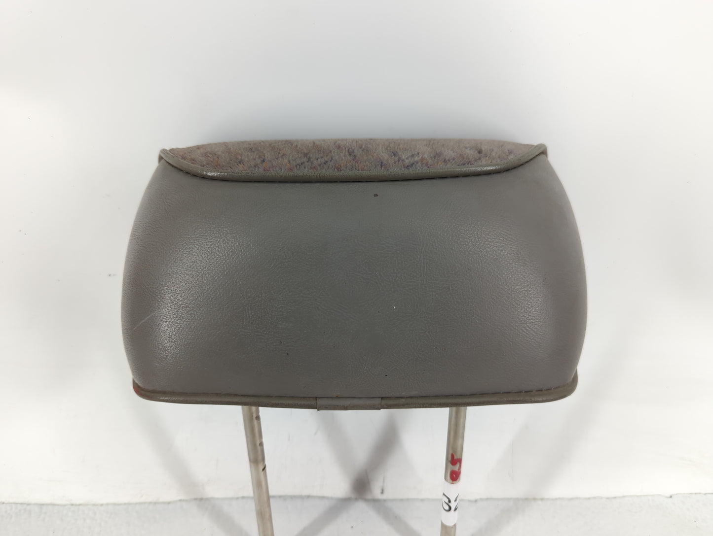 1999-2002 Ford Escort Headrest Head Rest Front Driver Passenger Seat Fits Fits 1999 2000 2001 2002 OEM Used Auto Parts - Oem