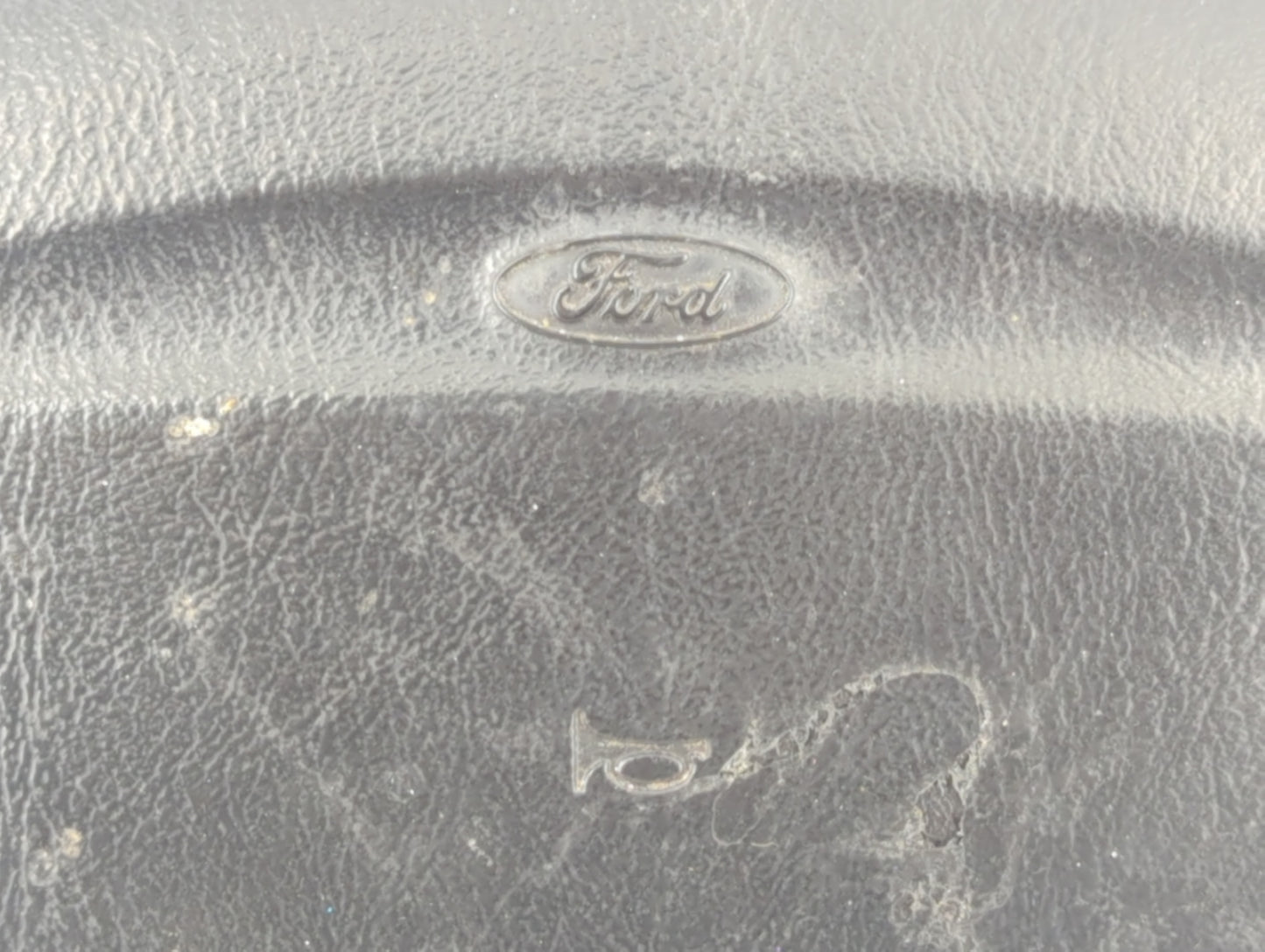 1998-1998 Ford Escort Air Bag Passenger Right Knee Oem - Oemusedautoparts1.com