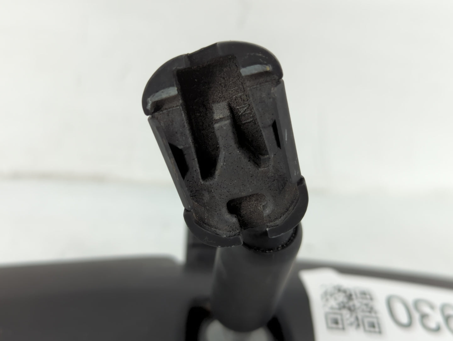 1998 Ford Escort Interior Rear View Mirror Replacement OEM P/N:E10110100 Fits OEM Used Auto Parts - Oemusedautoparts1.com