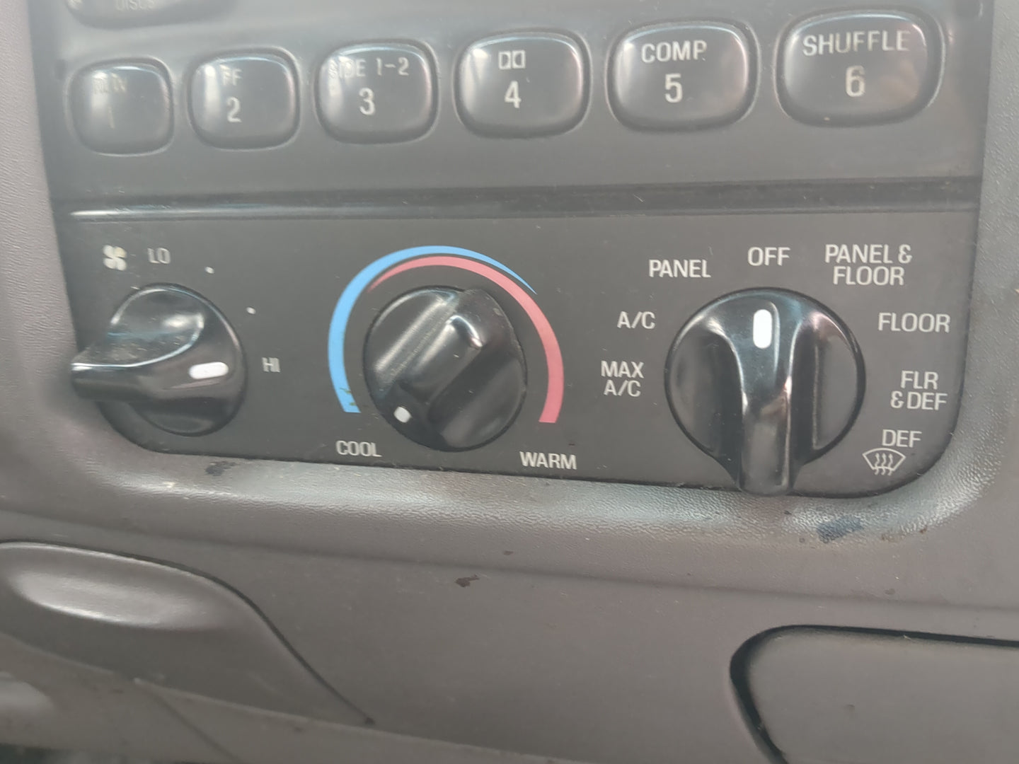 1997-1998 Ford Expedition Climate Control Module Temperature AC/Heater Replacement Fits Fits 1997 1998 OEM Used Auto Parts -