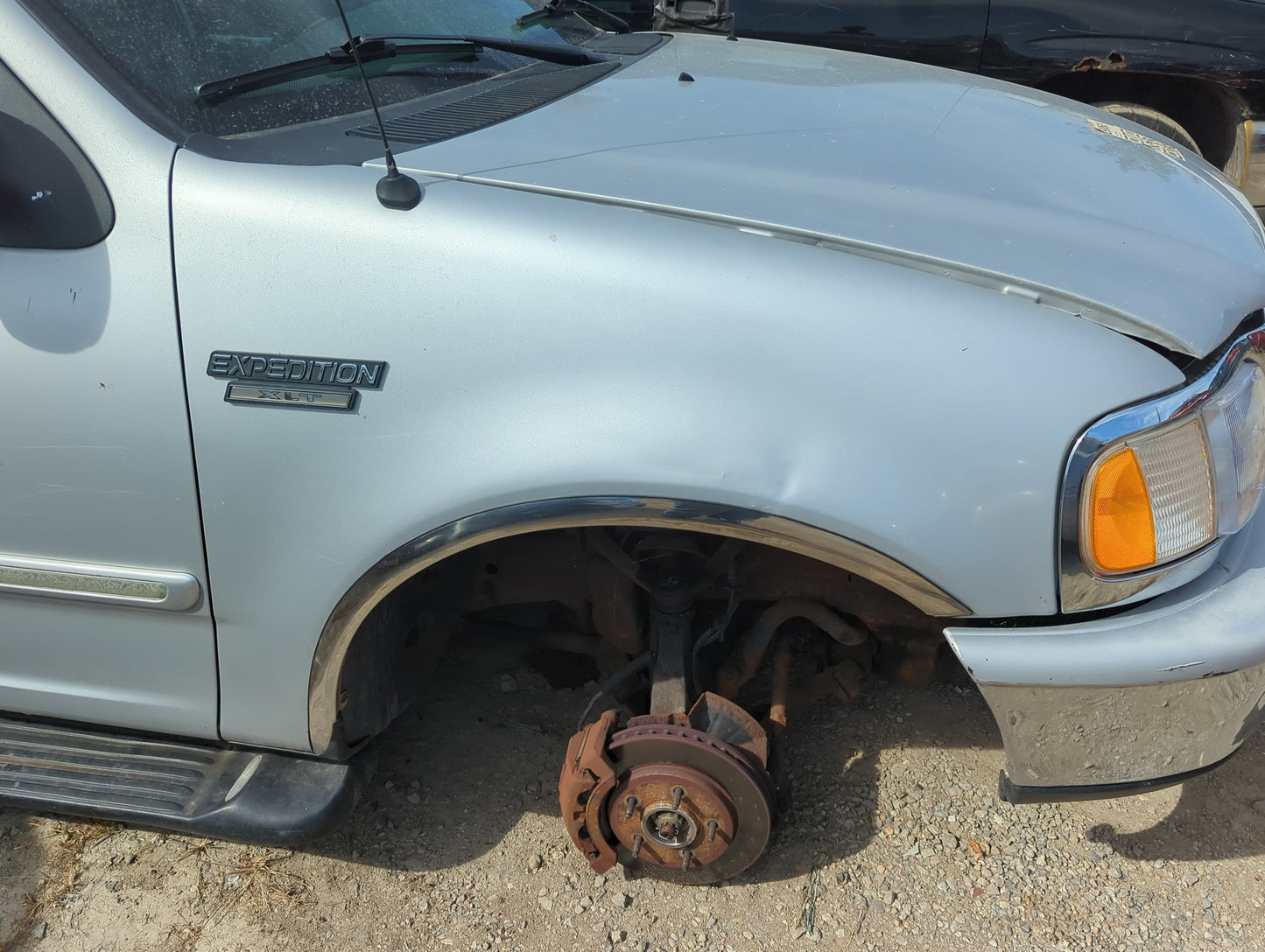 1997-2002 Ford Expedition Passenger Fender - Oemusedautoparts1.com