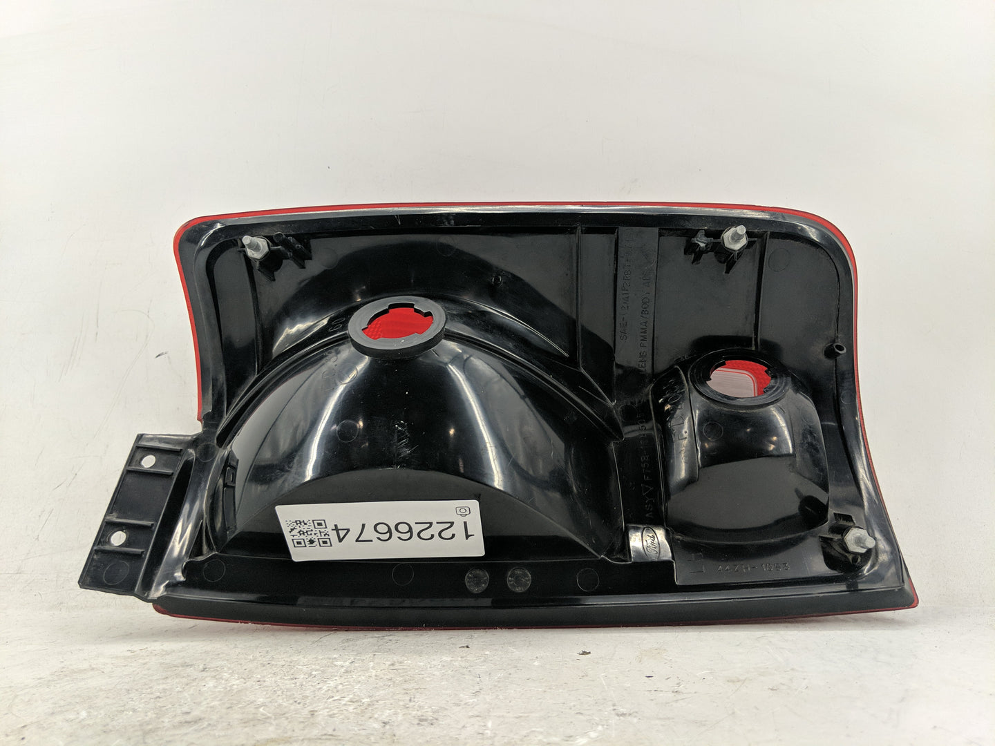 1998 Ford Expedition Tail Light Assembly Driver Left OEM P/N:F75B-13B505-A Fits OEM Used Auto Parts - Oemusedautoparts1.com