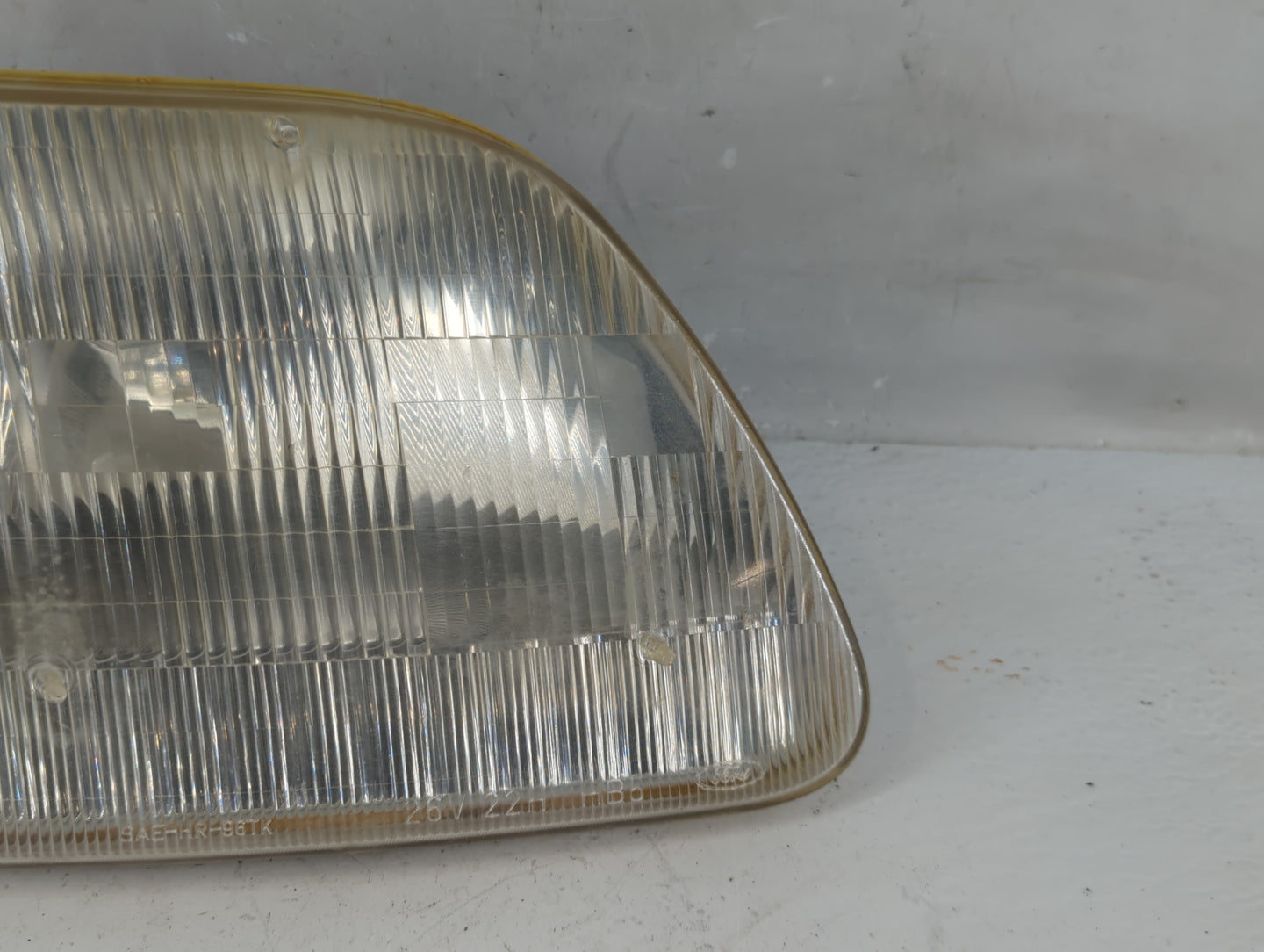 Ford Expedition Passenger Right Oem Head Light Headlight Lamp - Oemusedautoparts1.com