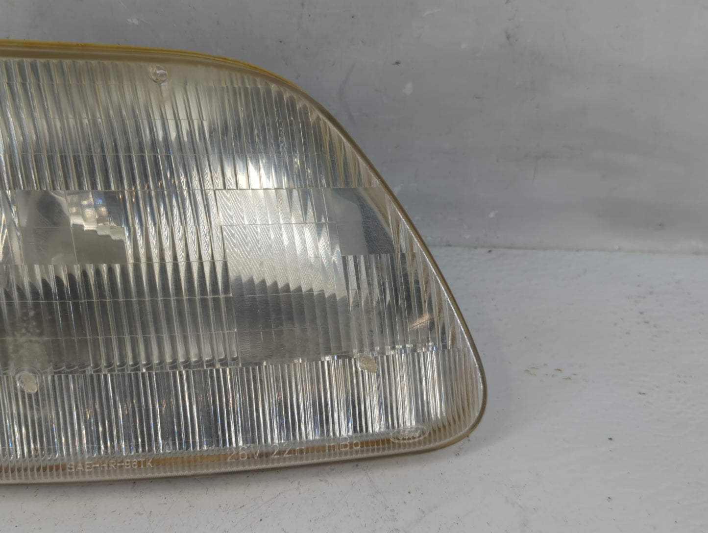 Ford Expedition Passenger Right Oem Head Light Headlight Lamp - Oemusedautoparts1.com