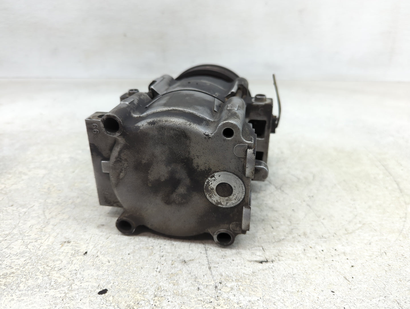 1997-2002 Ford Expedition Air Conditioning A/c Ac Compressor Oem - Oemusedautoparts1.com