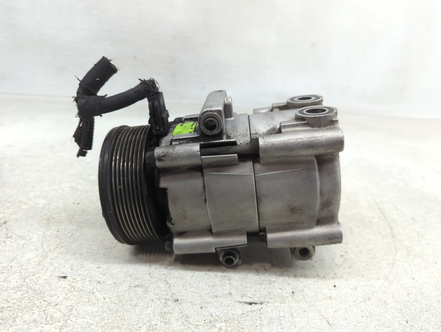 1997-2002 Ford Expedition Air Conditioning A/c Ac Compressor Oem - Oemusedautoparts1.com