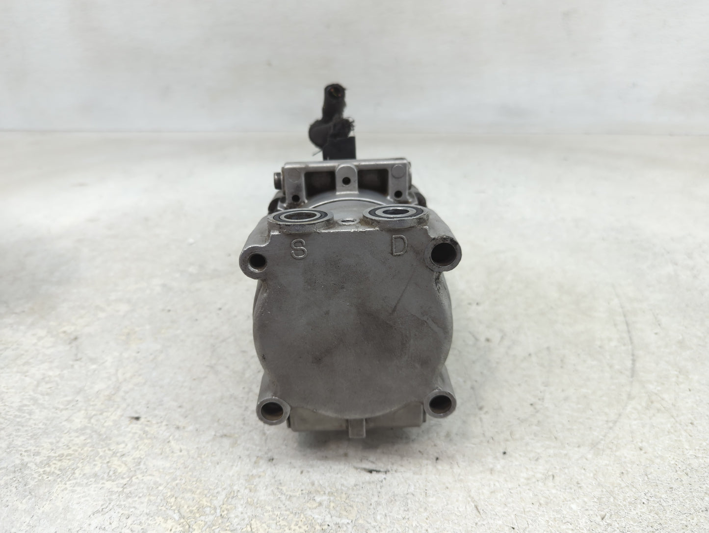 1997-2002 Ford Expedition Air Conditioning A/c Ac Compressor Oem - Oemusedautoparts1.com
