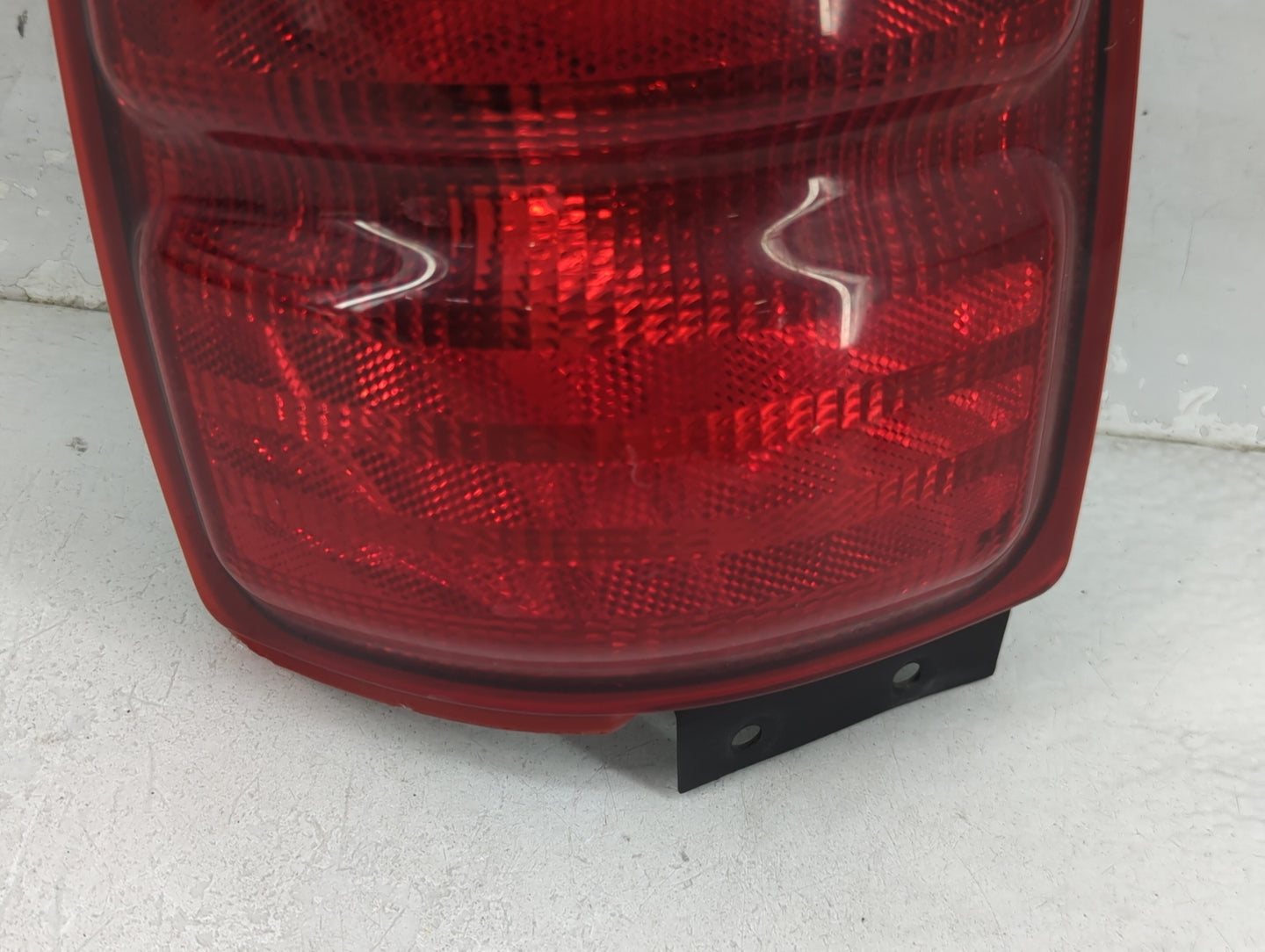 1997-2002 Ford Expedition Tail Light Assembly Passenger Right OEM Fits Fits 1997 1998 1999 2000 2001 2002 OEM Used Auto Part