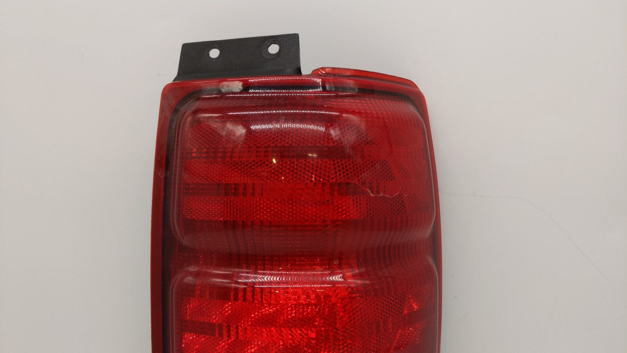 1997-2002 Ford Expedition Tail Light Assembly Passenger Right OEM Fits Fits 1997 1998 1999 2000 2001 2002 OEM Used Auto Part
