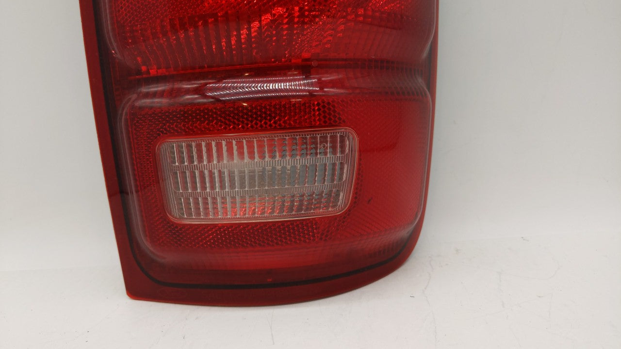 1997-2002 Ford Expedition Tail Light Assembly Passenger Right OEM Fits Fits 1997 1998 1999 2000 2001 2002 OEM Used Auto Part