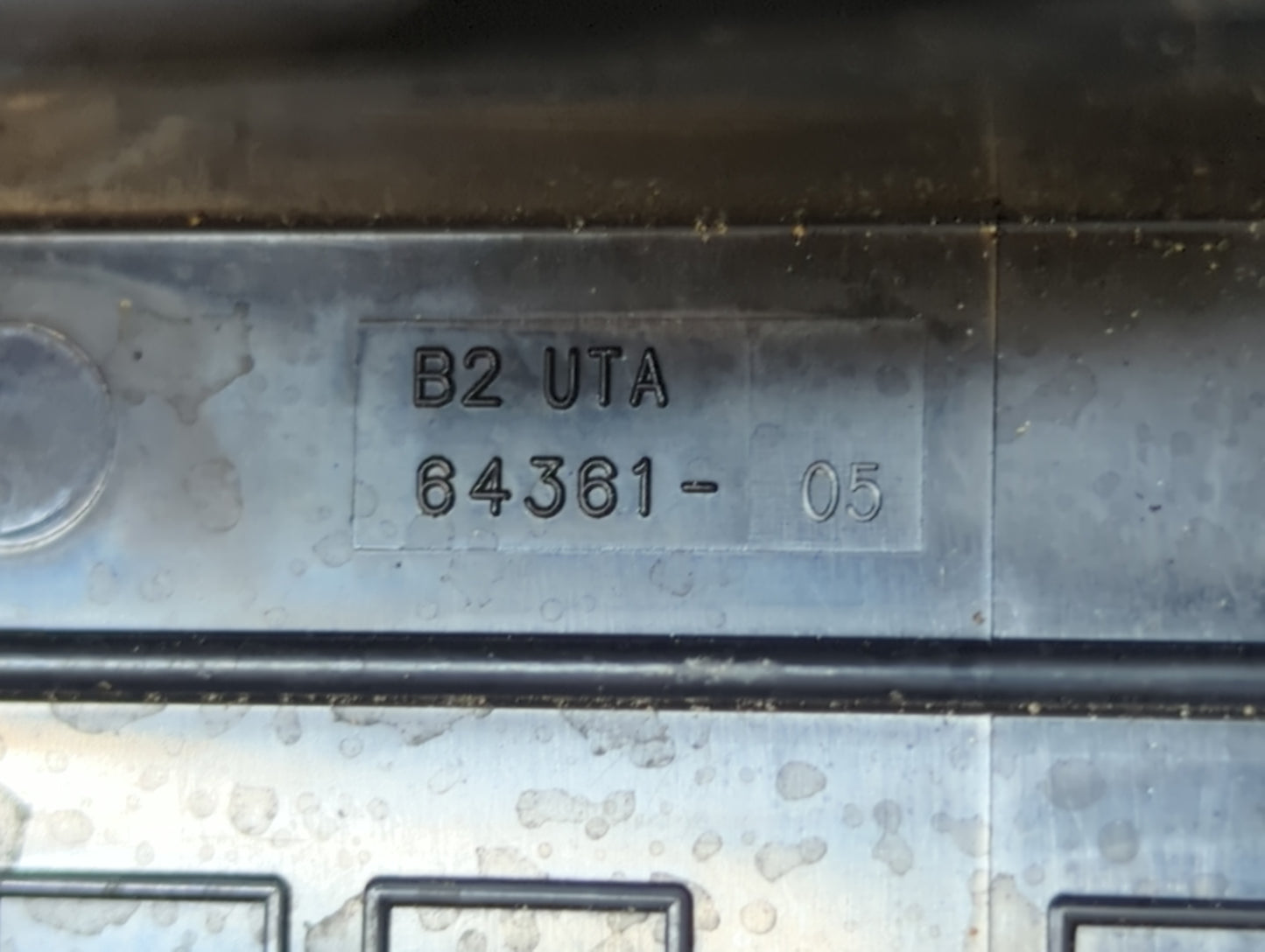 1998 Ford Explorer Fusebox Fuse Box Panel Relay Module Fits OEM Used Auto Parts - Oemusedautoparts1.com