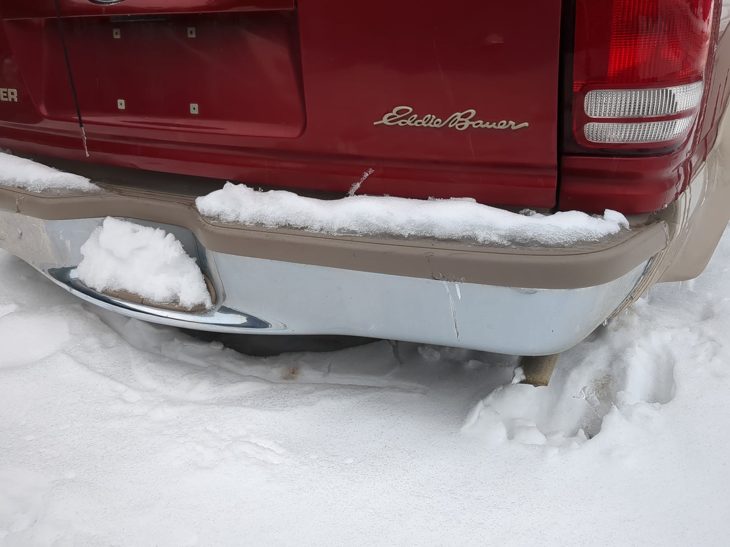 1999-2001 Ford Explorer Rear Bumper Assembly Oem - Oemusedautoparts1.com