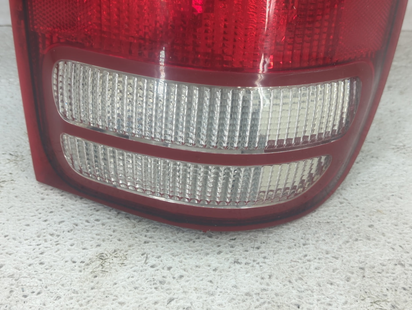 1998 Ford Explorer Tail Light Assembly Passenger Right OEM P/N:F87X-13B504-A Fits OEM Used Auto Parts - Oemusedautoparts1.co