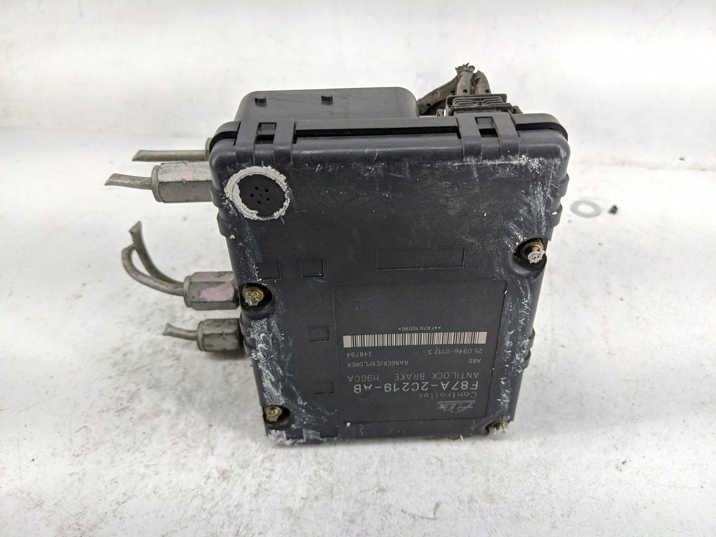 1998 Ford Explorer ABS Pump Control Module Replacement P/N:F87A-2C219-AB F87Z-2C346-BC, 25.0946-0112.3, 25.0204-0227.4 Fits 