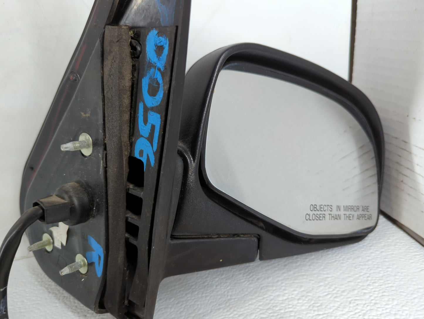 1998-2003 Ford Explorer Passenger Side View Mirror - Right Door Mirror OEM Used - Oemusedautoparts1.com