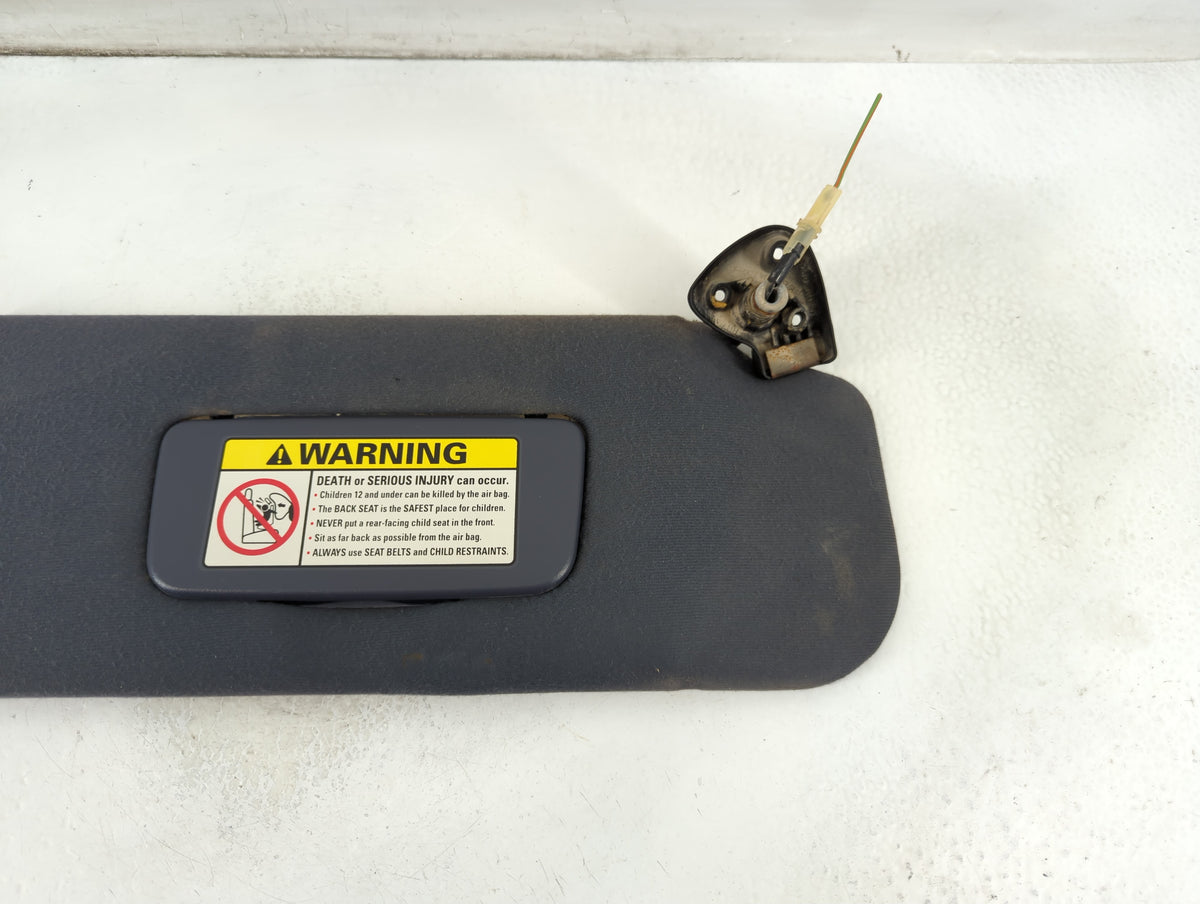 1998 Ford Explorer Sun Visor Shade Replacement Passenger Right Mirror Fits OEM Used Auto Parts - Oemusedautoparts1.com
