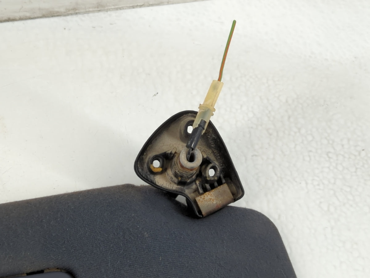 1998 Ford Explorer Sun Visor Shade Replacement Passenger Right Mirror Fits OEM Used Auto Parts - Oemusedautoparts1.com