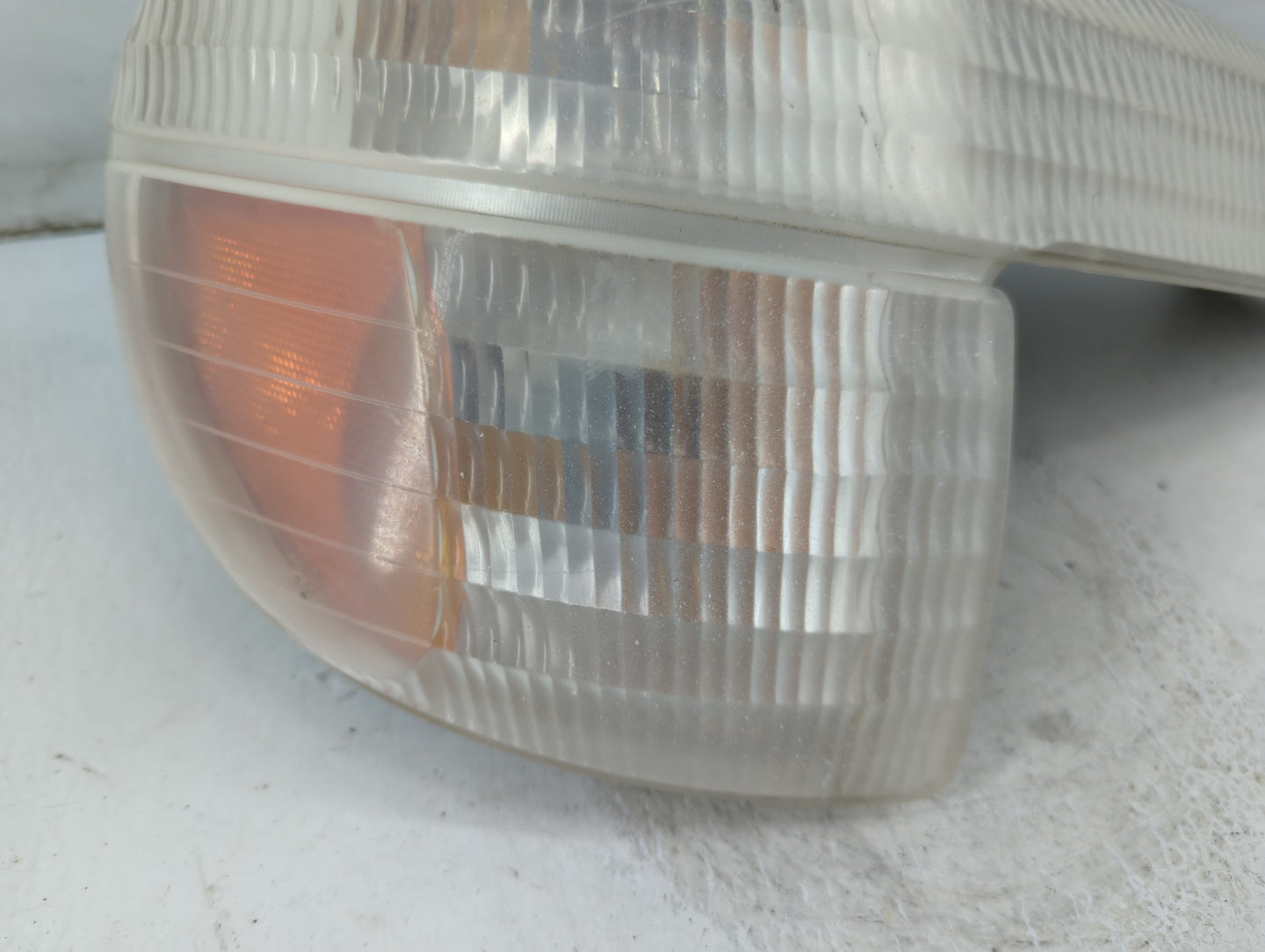 1995-2001 Ford Explorer Driver Left Oem Head Light Headlight Lamp - Oemusedautoparts1.com