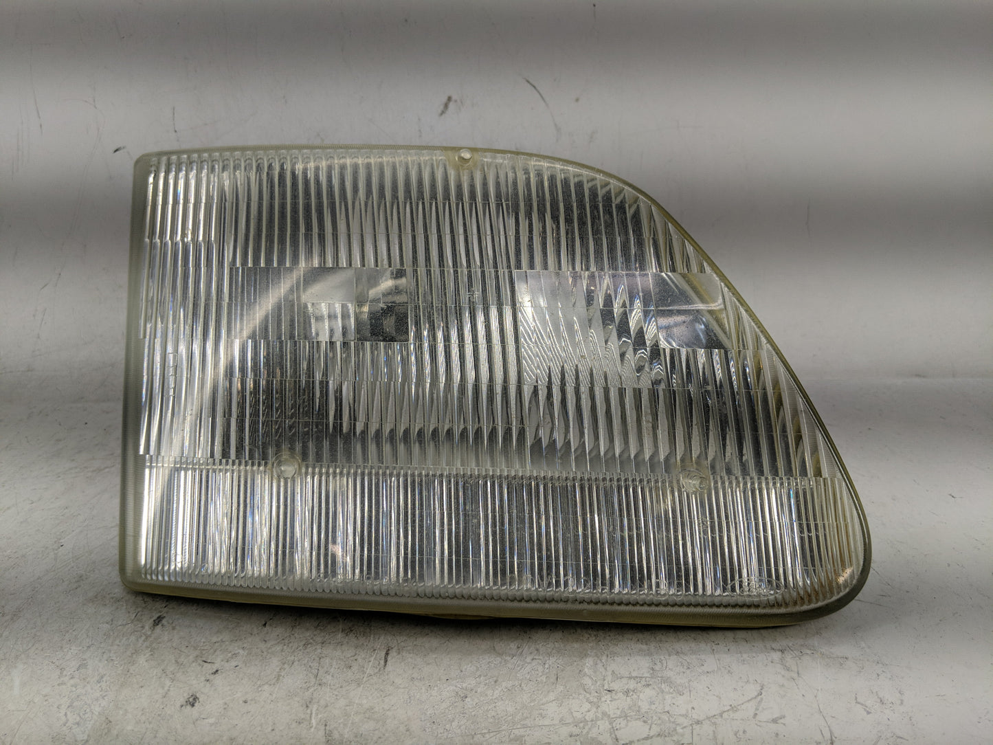 1997-2003 Ford F-150 Passenger Right Oem Head Light Headlight Lamp - Oemusedautoparts1.com