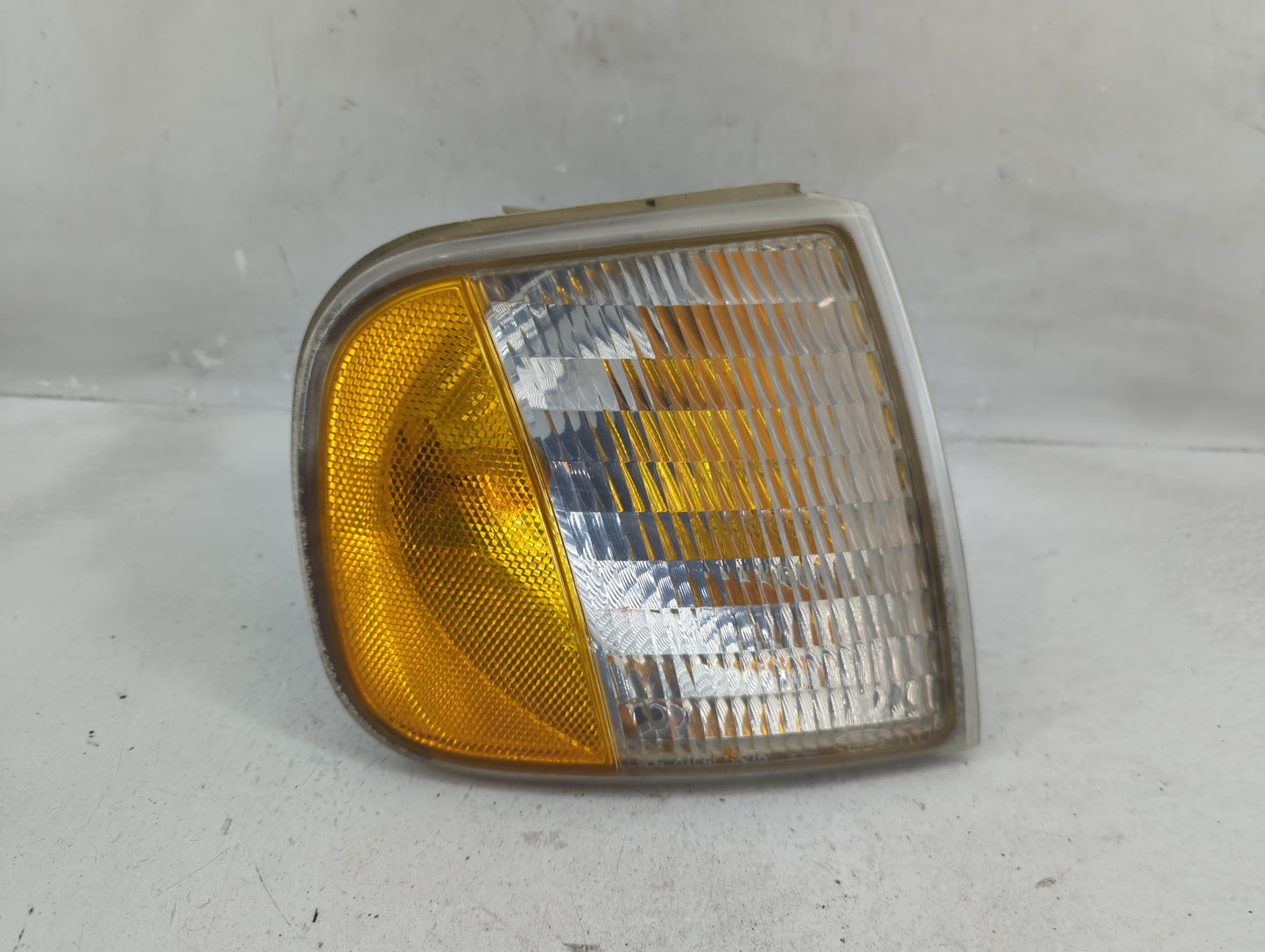 1997-2003 Ford F-150 Passenger Right Oem Front Light Lamp - Oemusedautoparts1.com