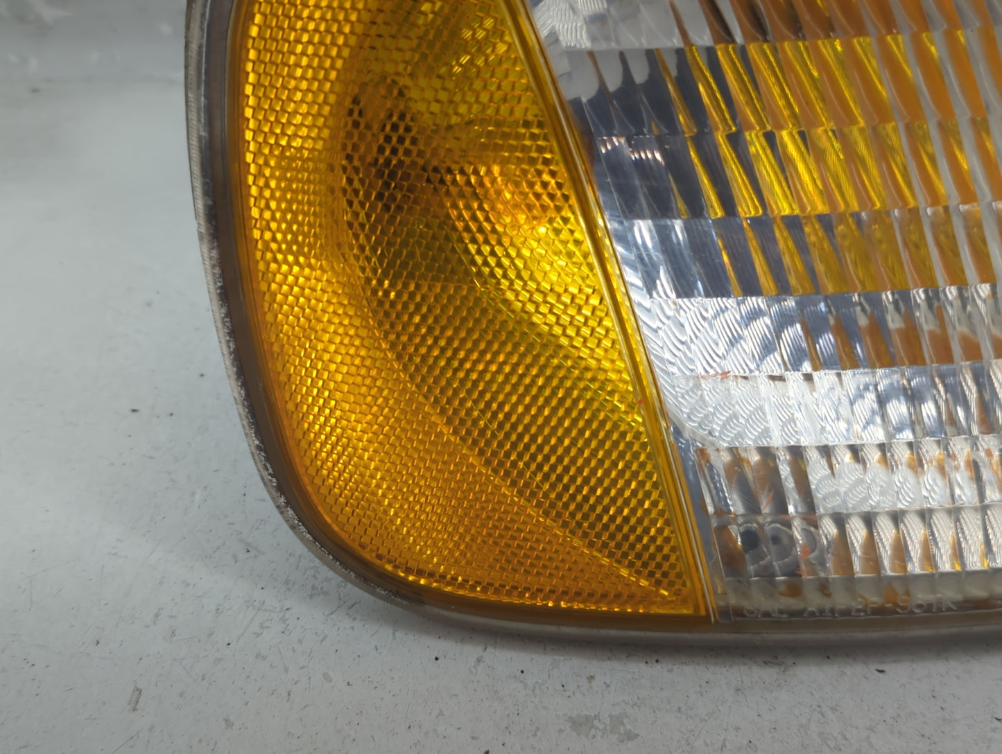 1997-2003 Ford F-150 Passenger Right Oem Front Light Lamp - Oemusedautoparts1.com