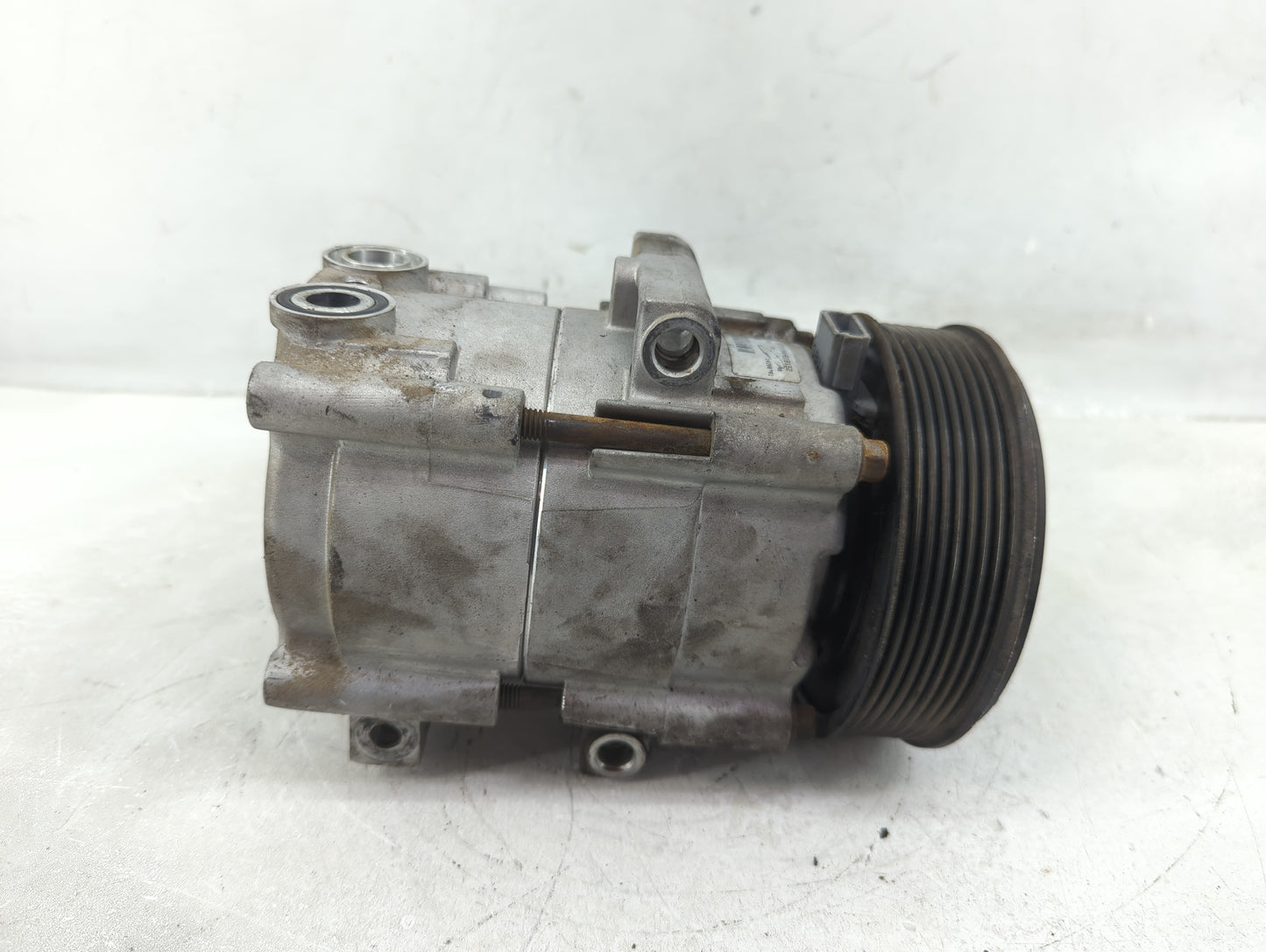 1997-2000 Ford F-150 Air Conditioning A/c Ac Compressor Oem - Oemusedautoparts1.com