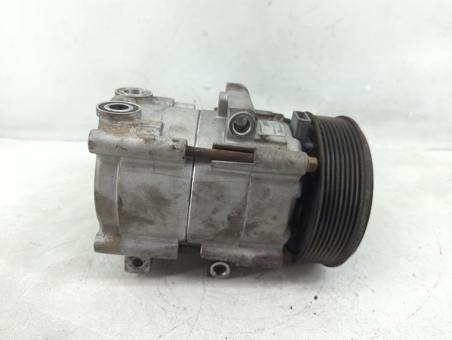 1997-2000 Ford F-150 Air Conditioning A/c Ac Compressor Oem - Oemusedautoparts1.com