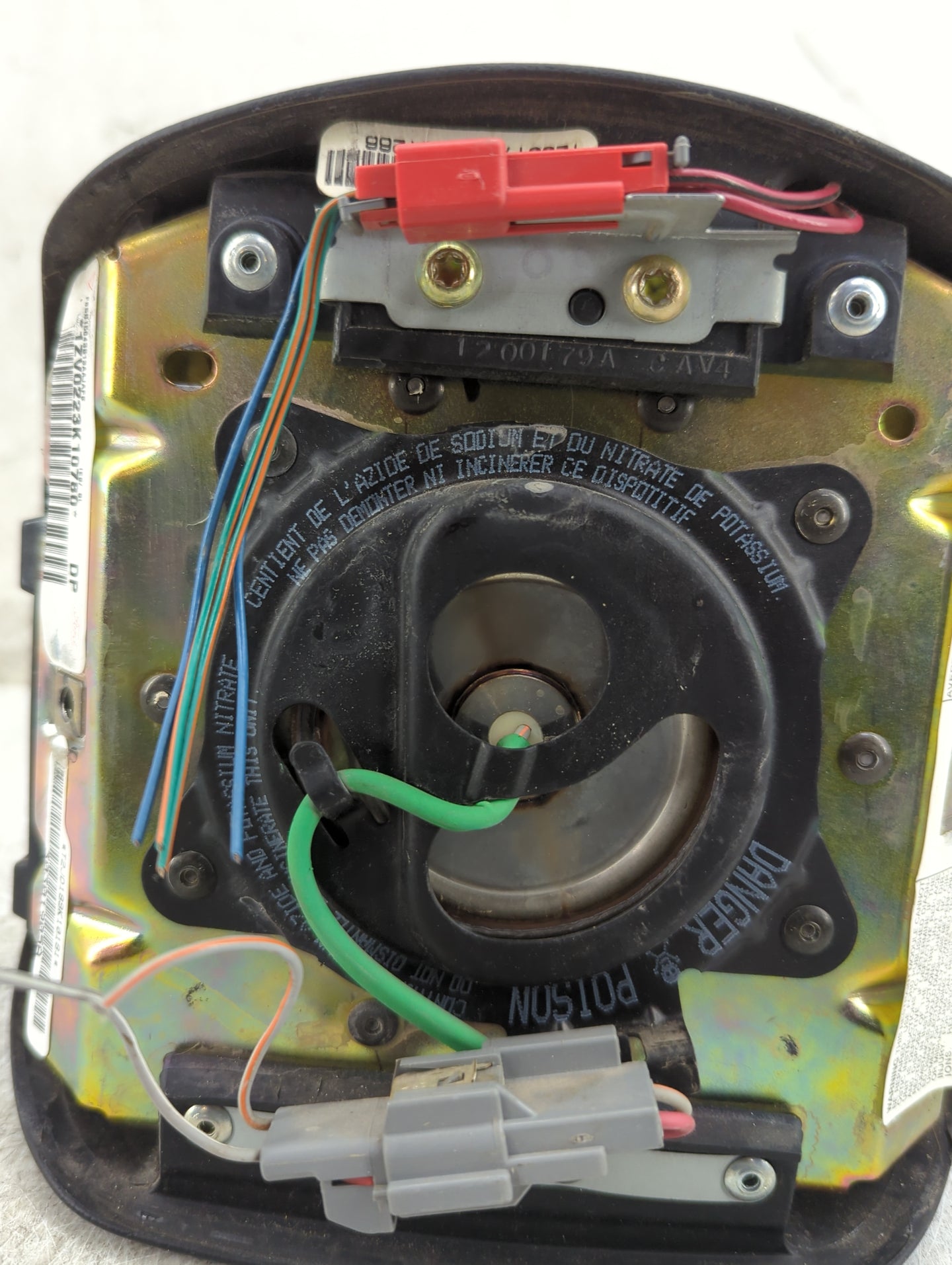1998-1998 Ford F-150 Air Bag Driver Left Steering Wheel Mounted - Oemusedautoparts1.com