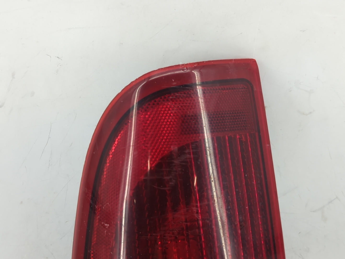 1997-1999 Ford F-150 Tail Light Assembly Driver Left OEM P/N:F75B-13B505 Fits Fits 1997 1998 1999 OEM Used Auto Parts - Oemu