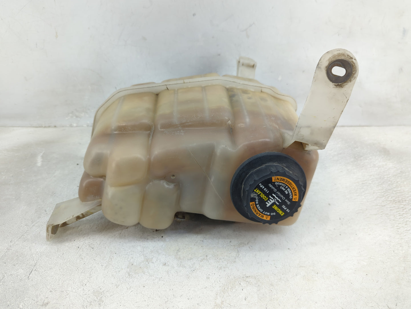 1998 Ford F-150 Radiator Coolant Overflow Expansion Tank Bottle - Oemusedautoparts1.com