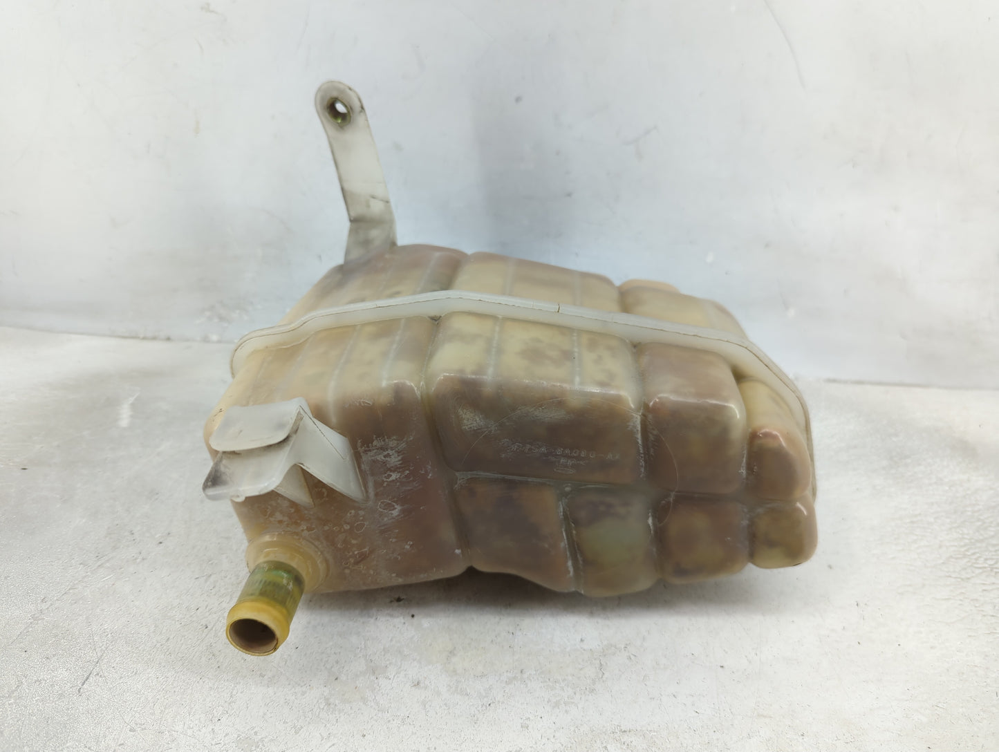 1998 Ford F-150 Radiator Coolant Overflow Expansion Tank Bottle - Oemusedautoparts1.com