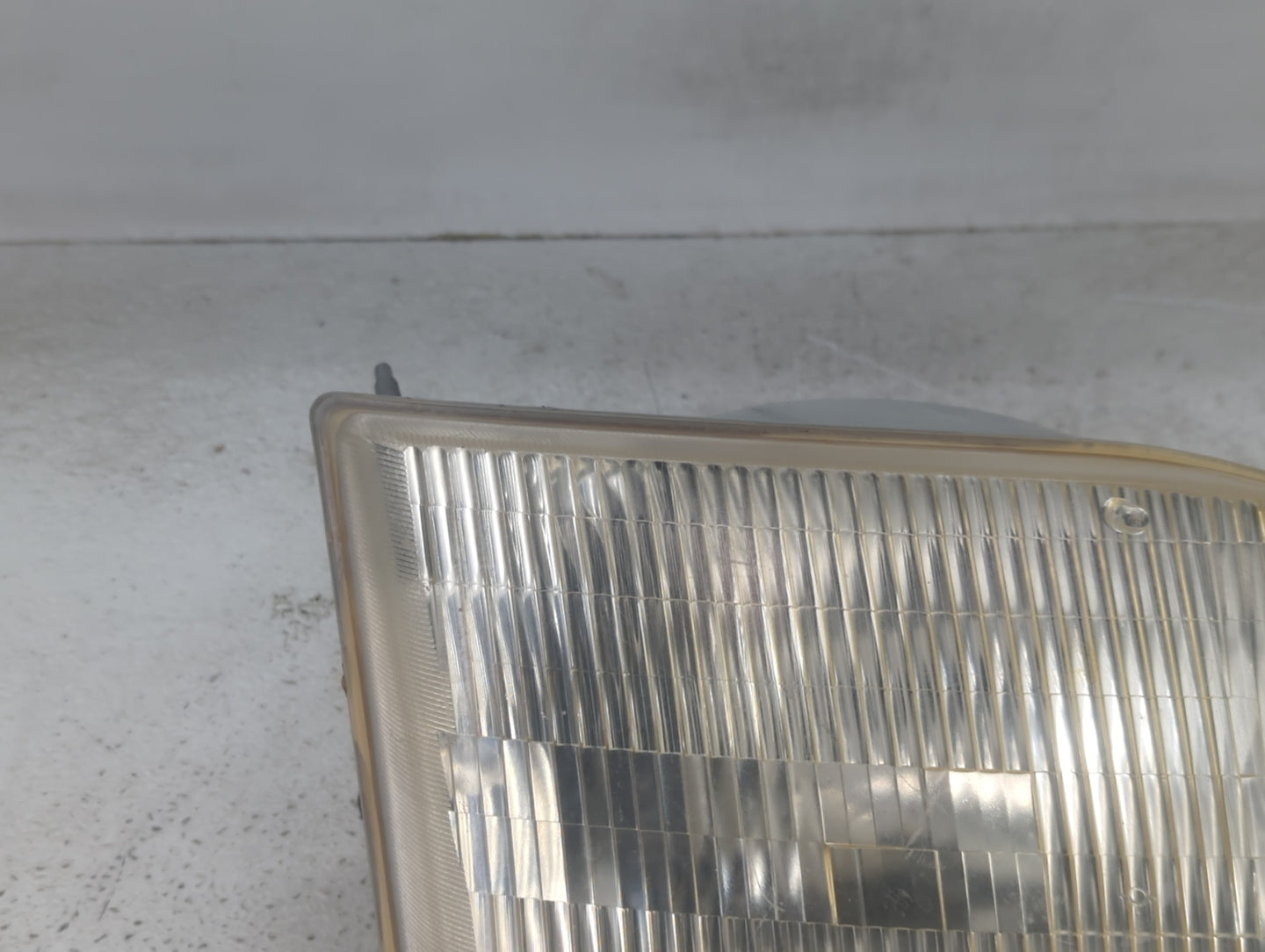 1997-2003 Ford F-150 Passenger Right Oem Head Light Headlight Lamp - Oemusedautoparts1.com