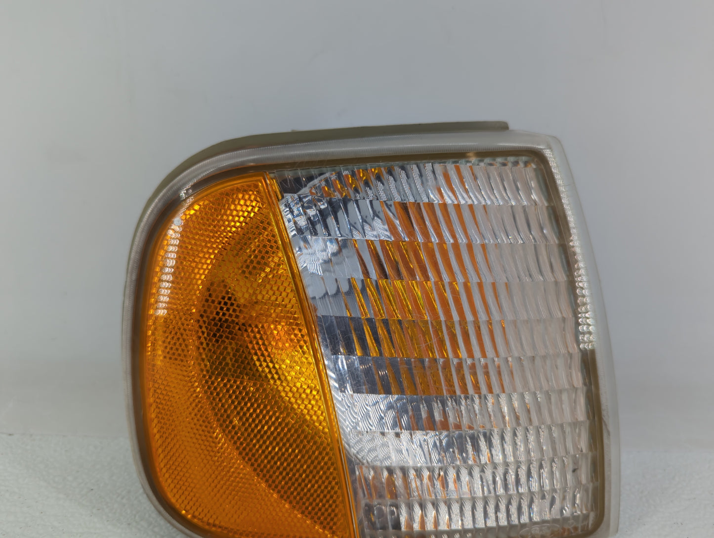 1998 Ford F-150 Tail Light Assembly Passenger Right OEM P/N:1L3X-13B220-A Fits OEM Used Auto Parts - Oemusedautoparts1.com