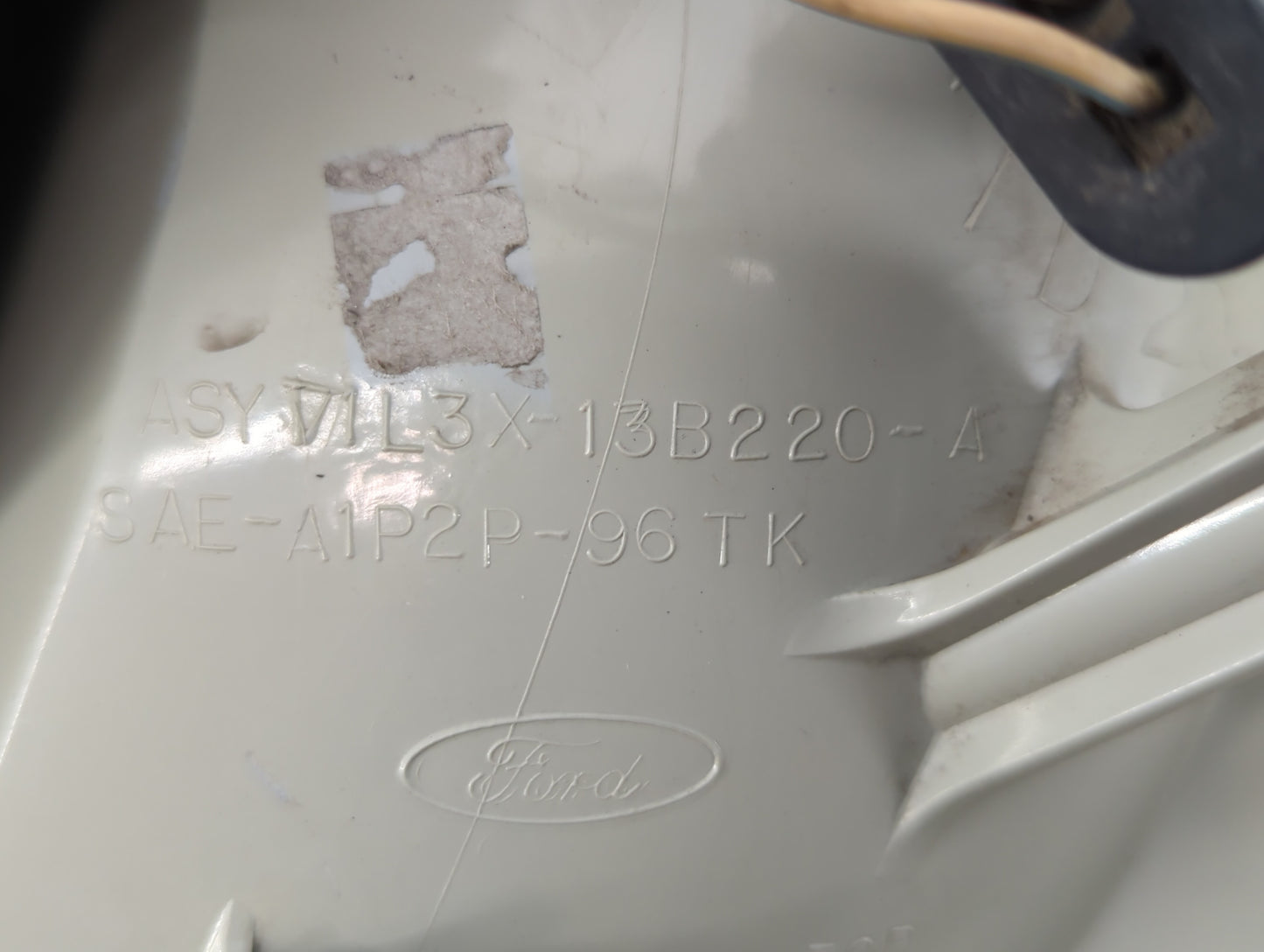 1998 Ford F-150 Tail Light Assembly Passenger Right OEM P/N:1L3X-13B220-A Fits OEM Used Auto Parts - Oemusedautoparts1.com