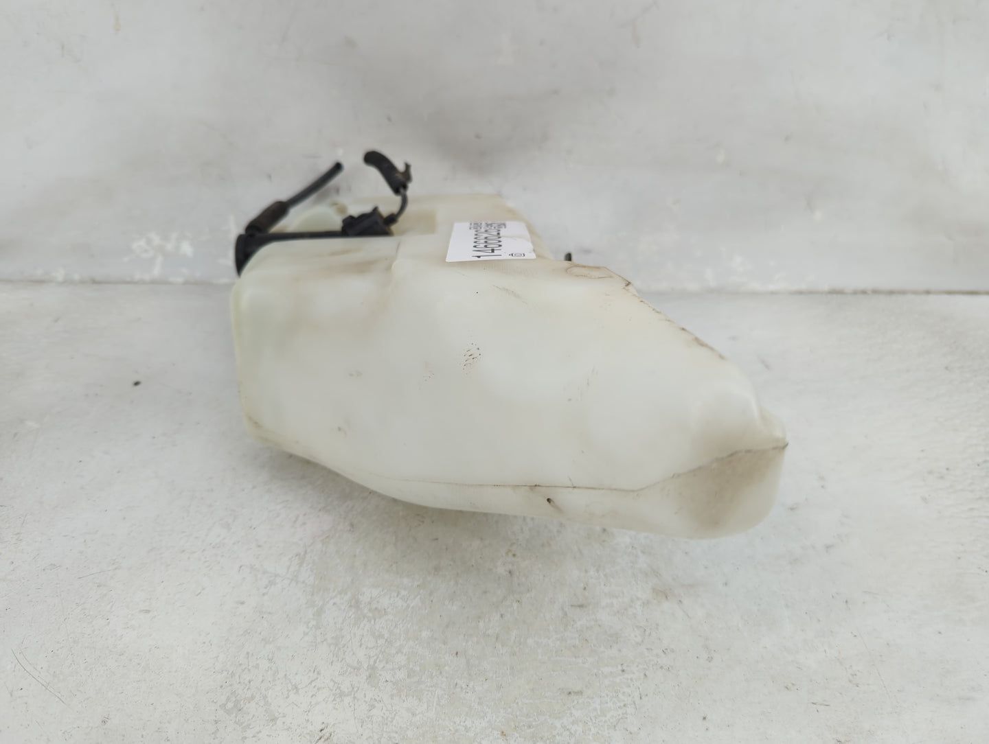 Ford F150 Pickup Windshield Washer Fluid Reservoir Bottle 1466626 - Oemusedautoparts1.com