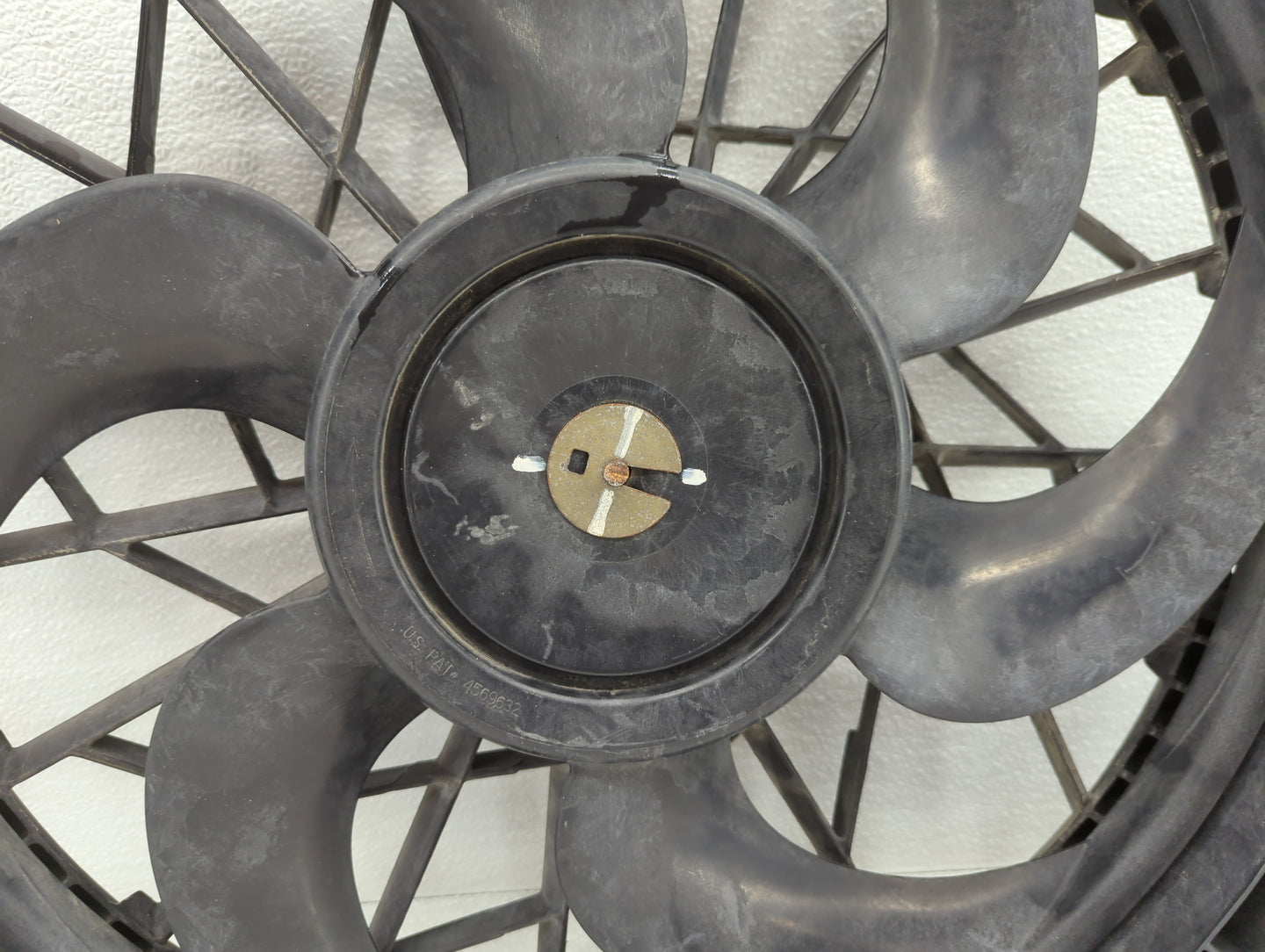 1998-1998 Ford Mustang Left Radiator Fan Motor Assembly - Oemusedautoparts1.com