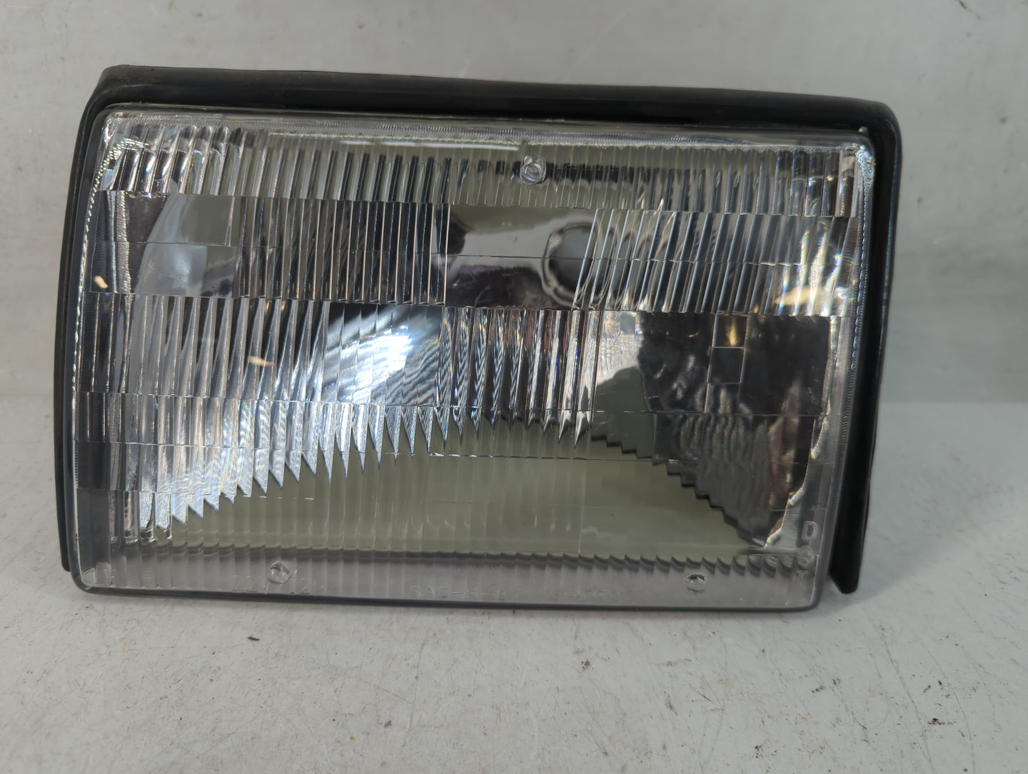 1998 Ford Mustang Driver Left Oem Head Light Headlight Lamp - Oemusedautoparts1.com