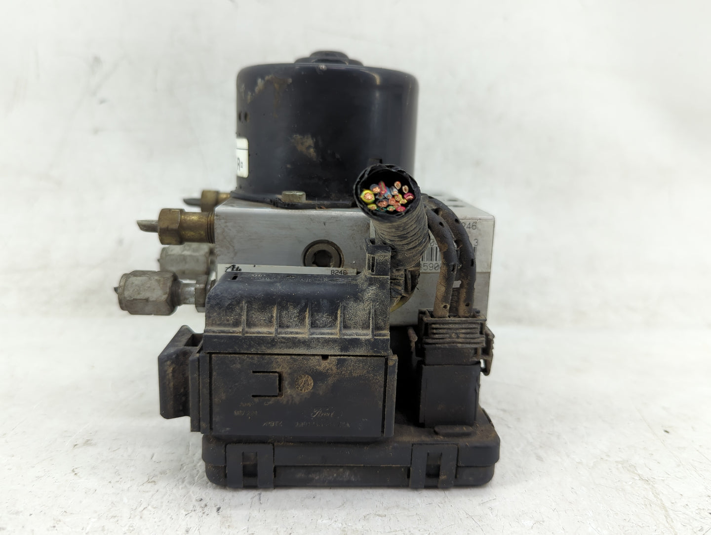 1998-2000 Ford Ranger ABS Pump Control Module Replacement P/N:XL2T-2C219-AA Fits Fits 1998 1999 2000 OEM Used Auto Parts - O