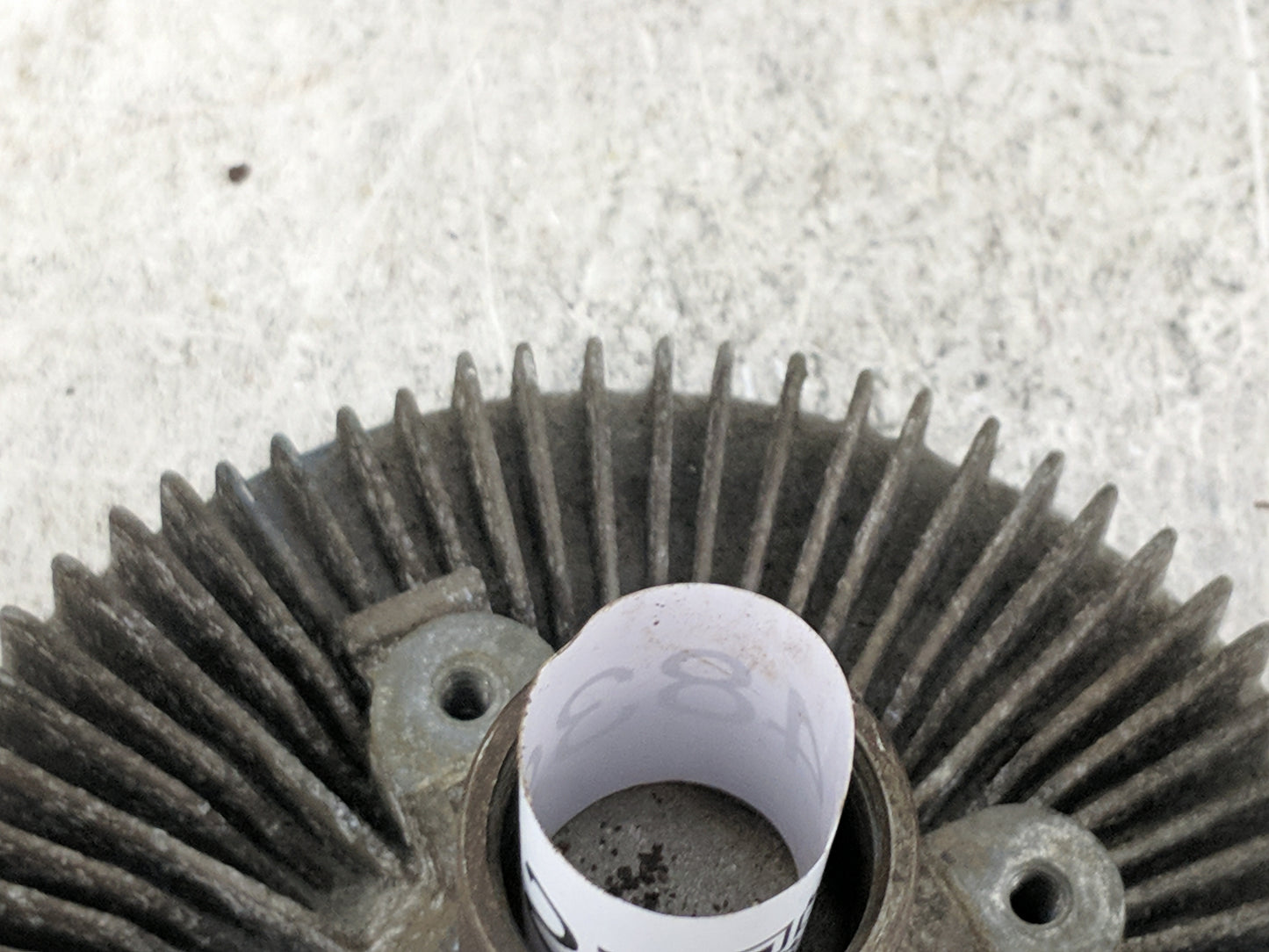 1998-2008 Ford Ranger Radiator Cooling Fan Clutch 1483927 - Oemusedautoparts1.com