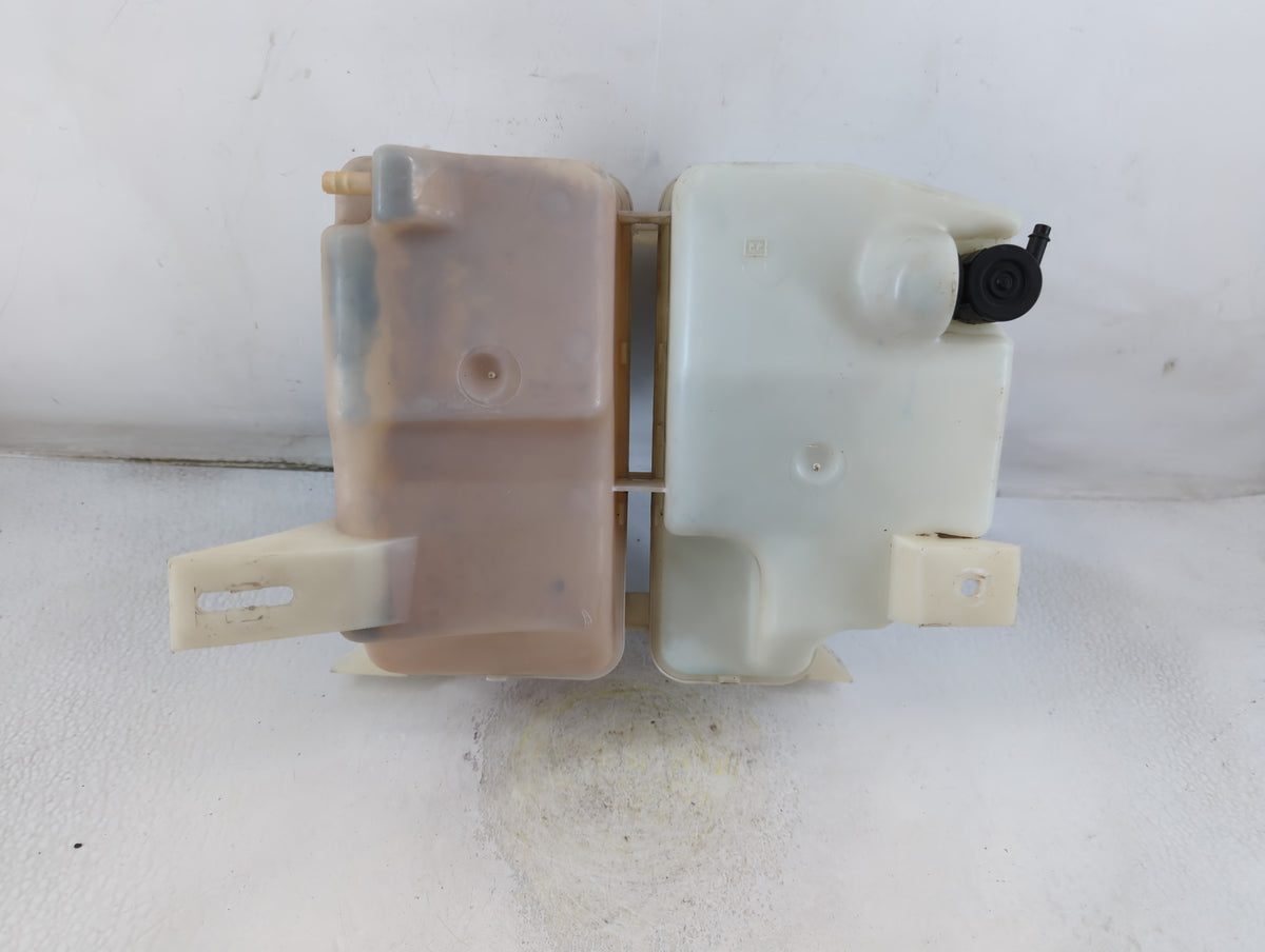 1998 Ford Ranger Radiator Coolant Overflow Expansion Tank Bottle - Oemusedautoparts1.com