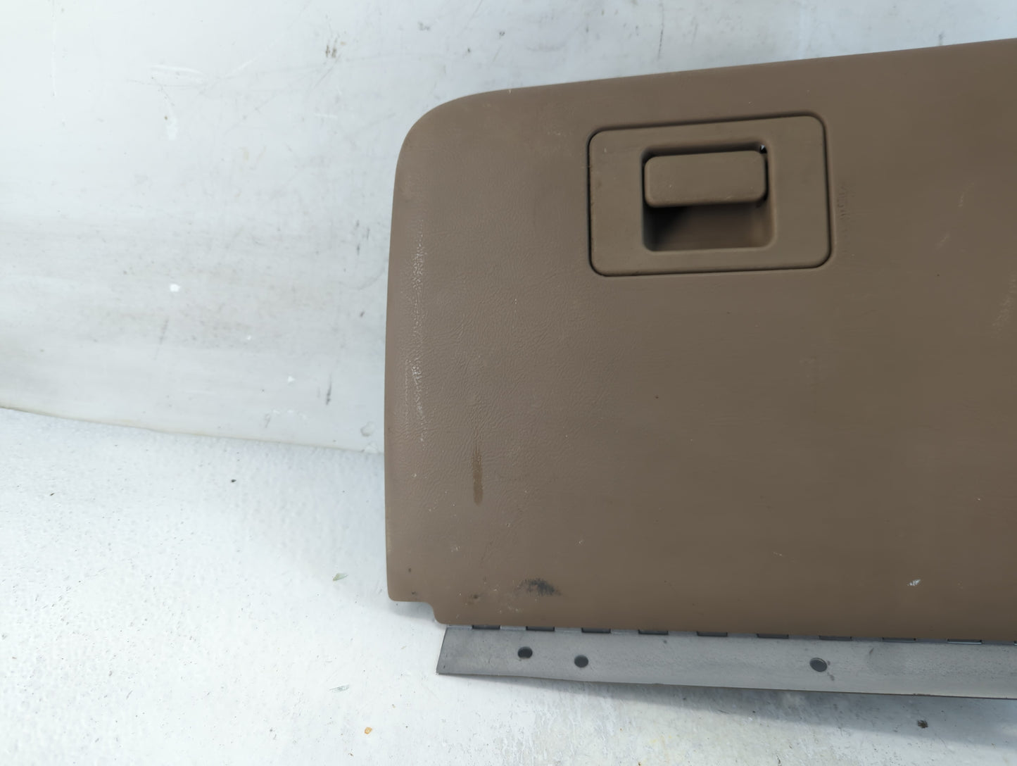 1998 Ford Ranger Passenger Glove Box Door Storage Compartment - Oemusedautoparts1.com