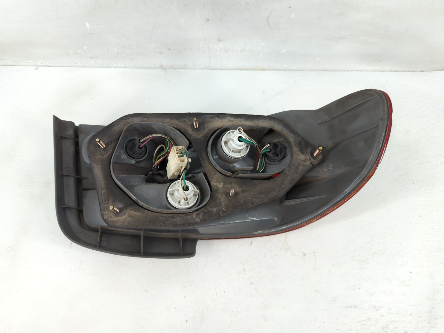 1998 Geo Prizm Tail Light Assembly Passenger Right OEM Fits OEM Used Auto Parts - Oemusedautoparts1.com
