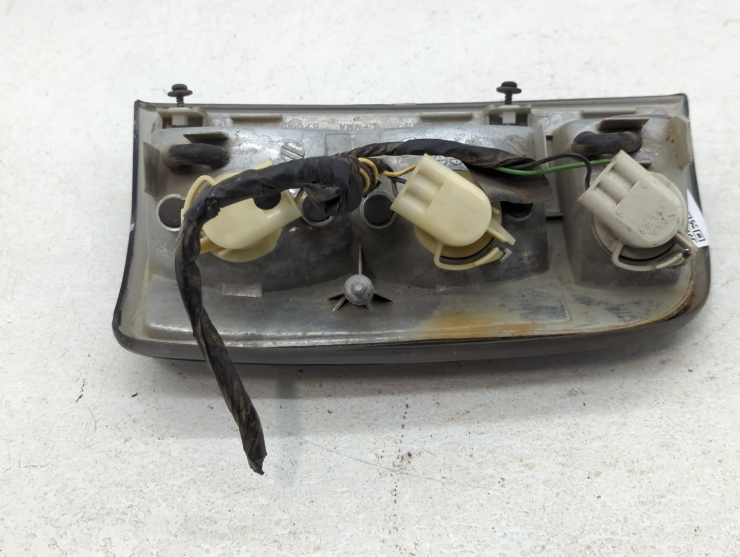 1998 Gmc Chevrolet Rear Center Lid Brake Light Tail Light Fits Fits 1995 1996 1997 1999 2000 2001 2002 2003 2004 2005 OEM Us