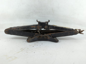 compare product 1998 Gmc Sierra 1500 Spare Scissor Car Jack
