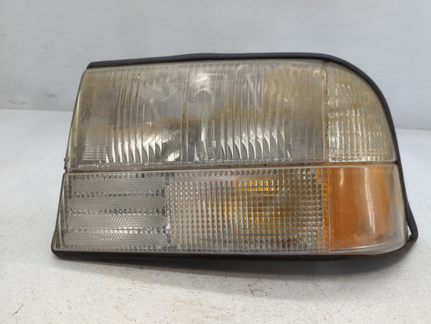 1998-2004 Gmc Sonoma Driver Left Oem Head Light Headlight Lamp - Oemusedautoparts1.com
