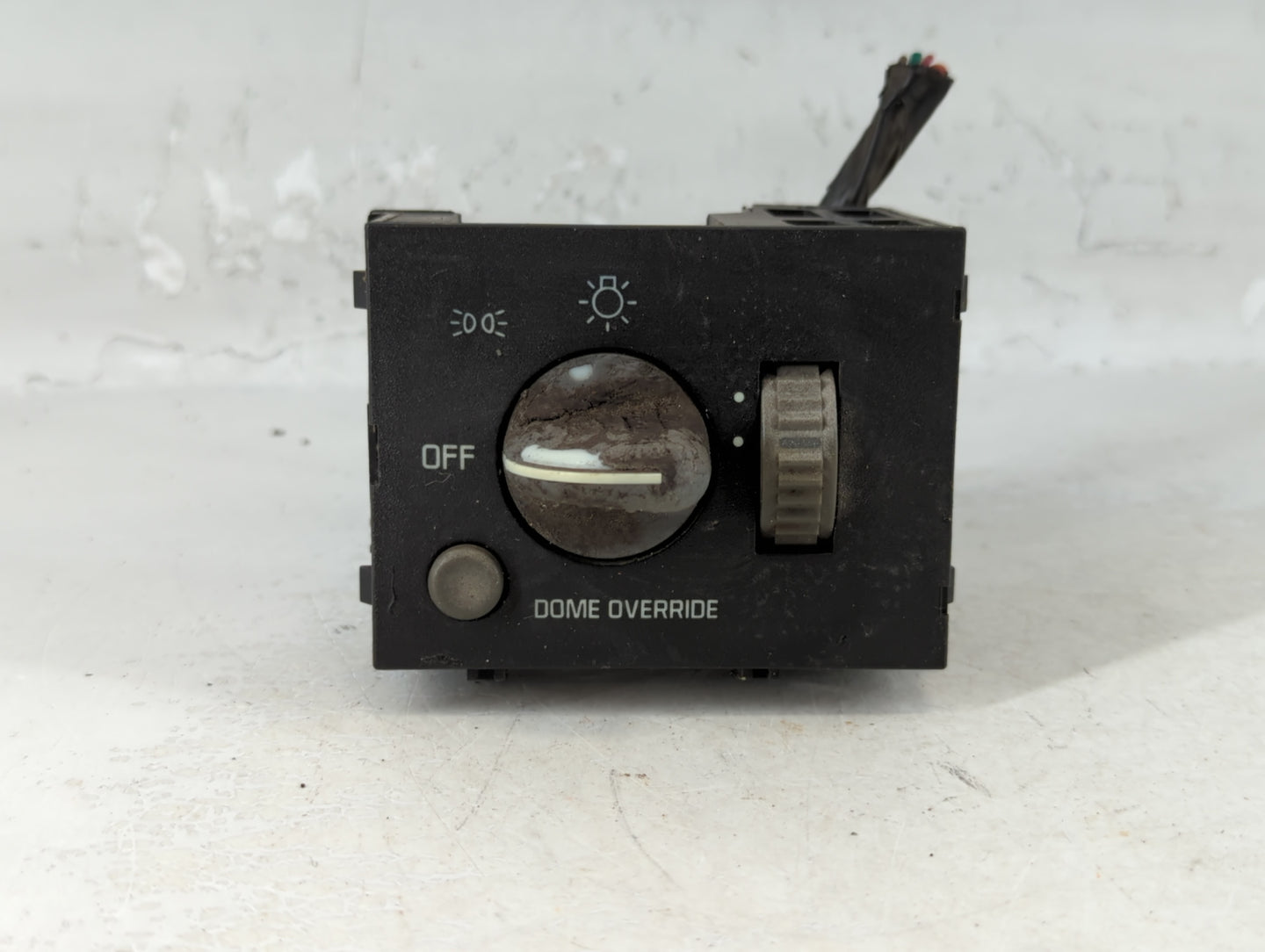 1998 Gm Trucks Ct2500 Headlight Lamp Control Switch - Oemusedautoparts1.com