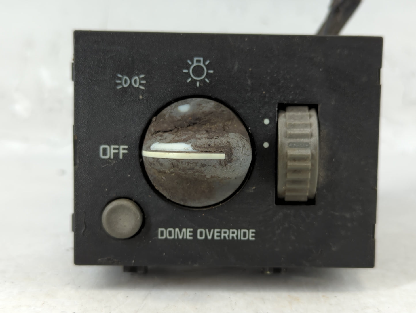 1998 Gm Trucks Ct2500 Headlight Lamp Control Switch - Oemusedautoparts1.com