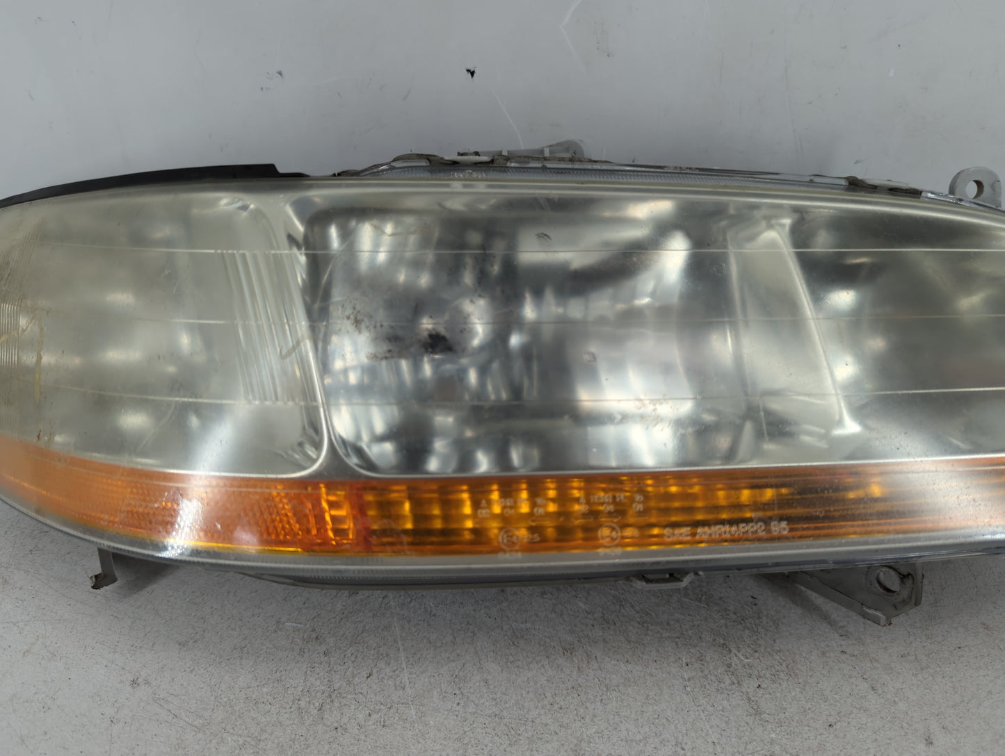 1998-2000 Honda Accord Passenger Right Oem Head Light Headlight Lamp - Oemusedautoparts1.com