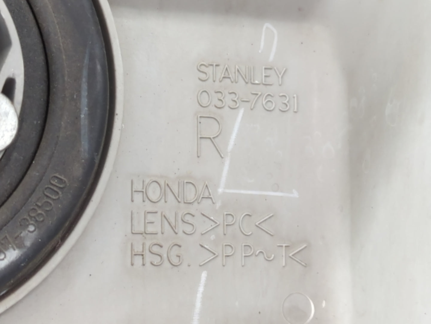 1998-2000 Honda Accord Passenger Right Oem Head Light Headlight Lamp - Oemusedautoparts1.com