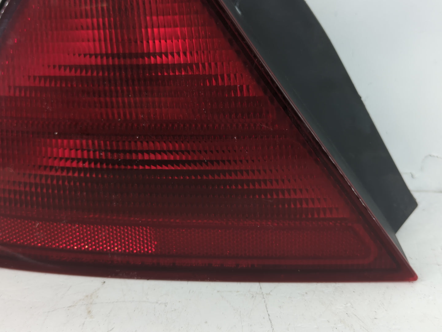 1998-2002 Honda Accord Tail Light Assembly Driver Left OEM P/N:2VA 938 864 Fits Fits 1998 1999 2000 2001 2002 OEM Used Auto 